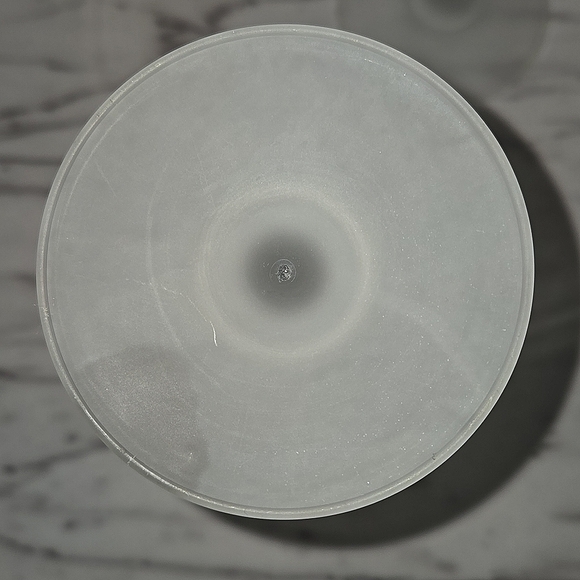 2 Frosted Stem Wine Glasses - Picture 10 of 10